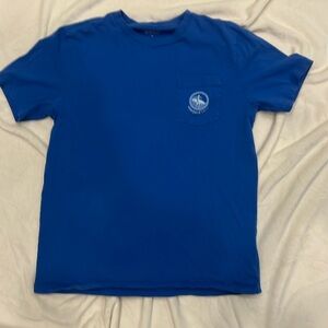 Boys size 16 (L) vineyard vines T shirt. Blue